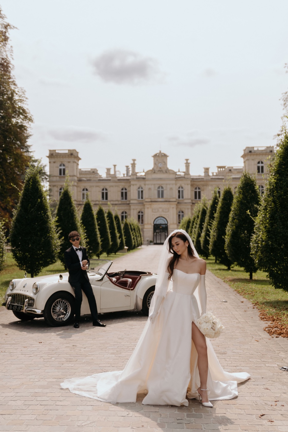 Nicole & Henry wedding photography at Château de Ferrières
