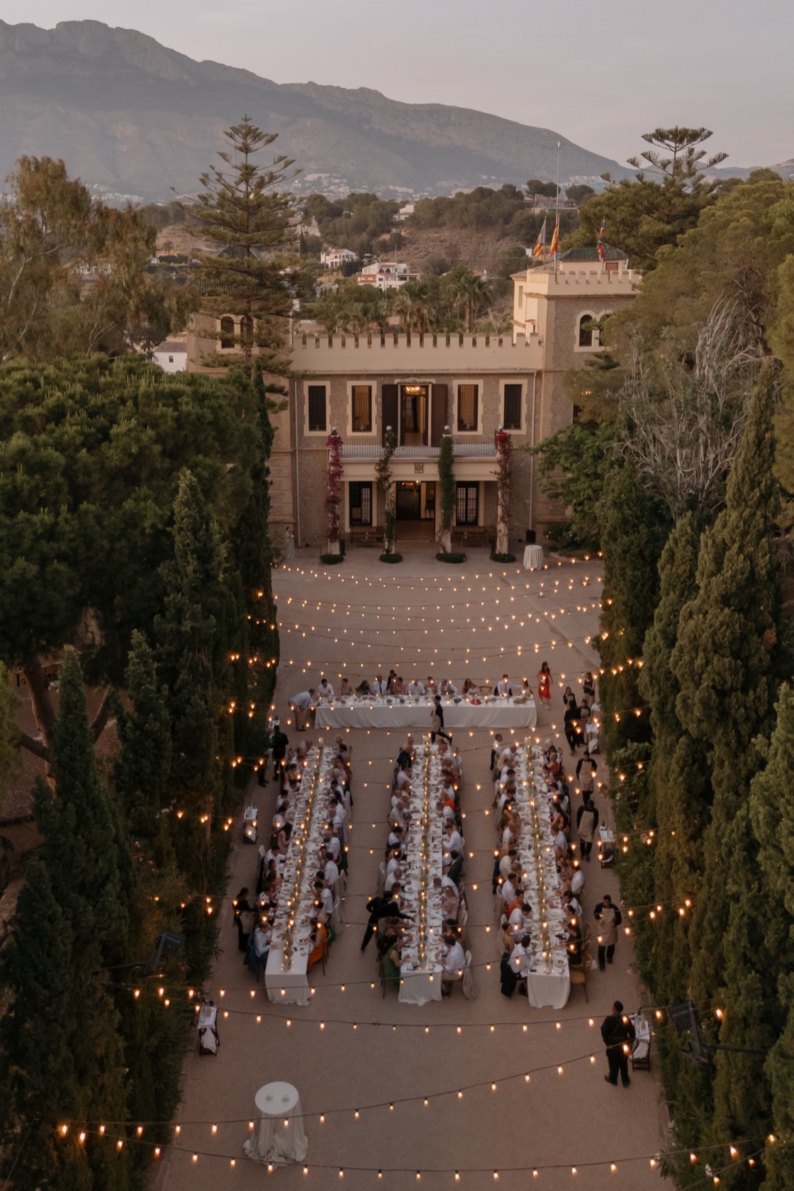 Georgia & Joe wedding photography at Finca Marqués de Montemolar